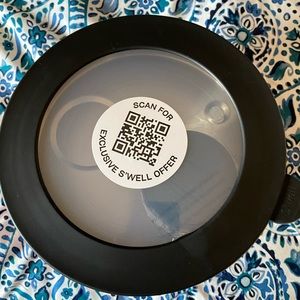 Swell stainless steel salad bowl